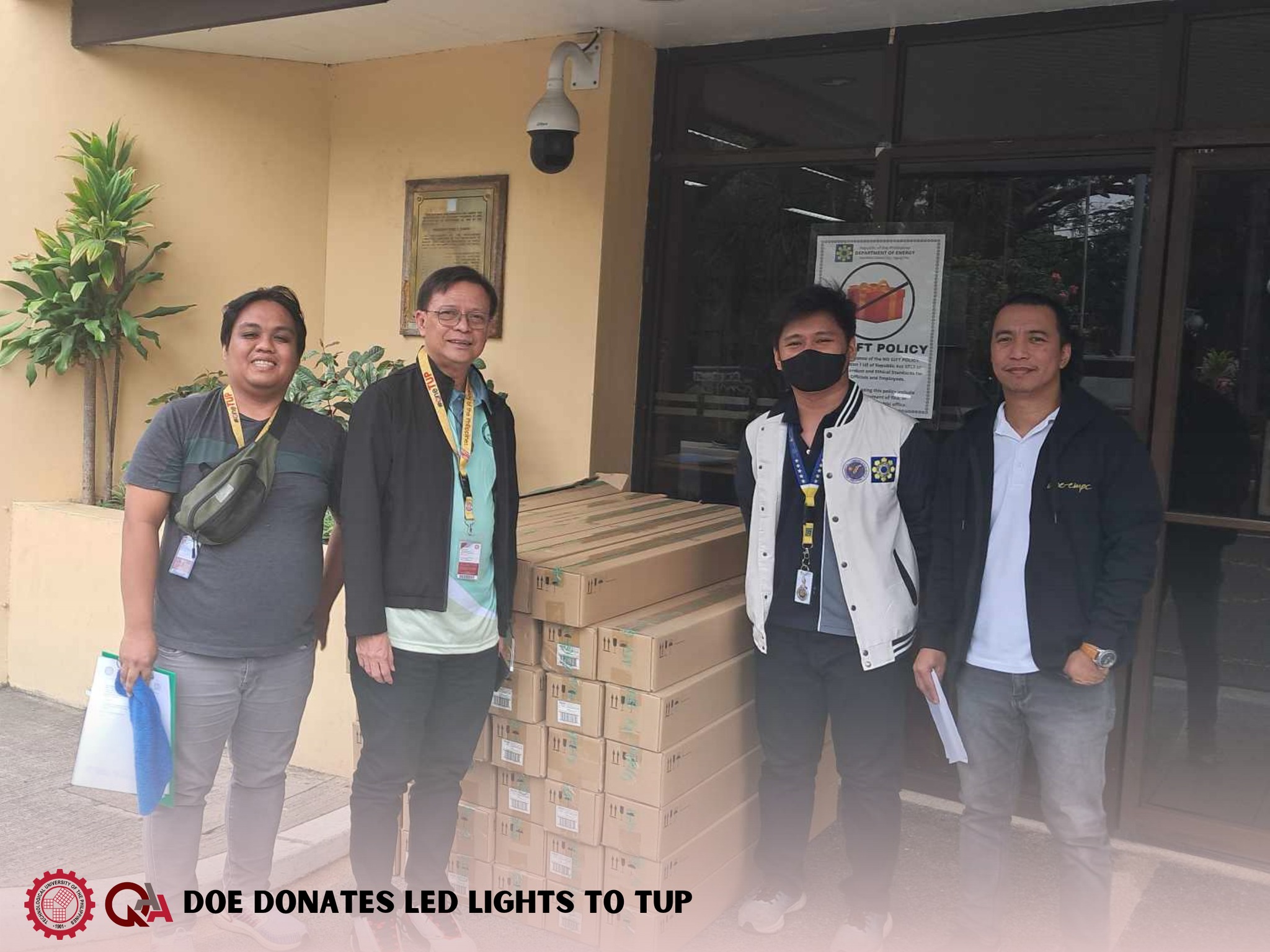 DOE donates LED Lights to TUP